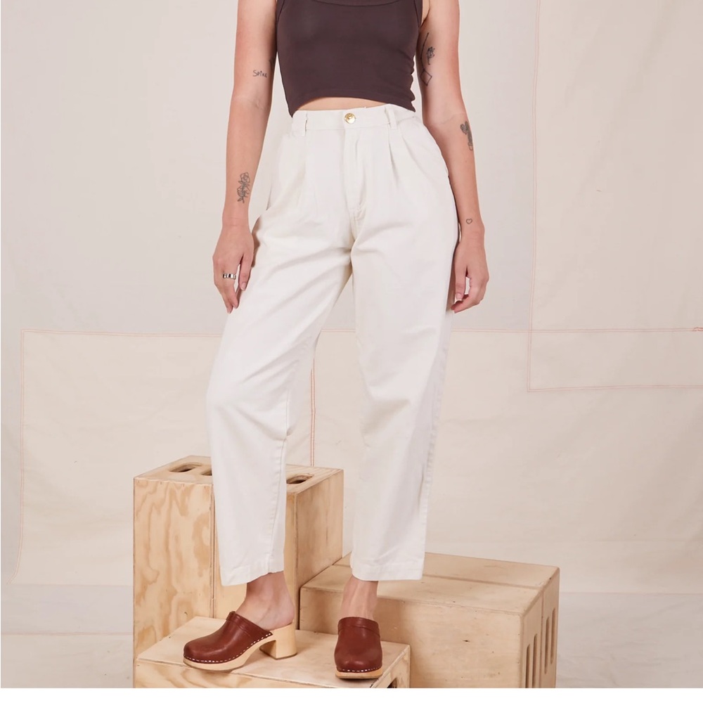 Big Bud Pleated Trousers in Off White